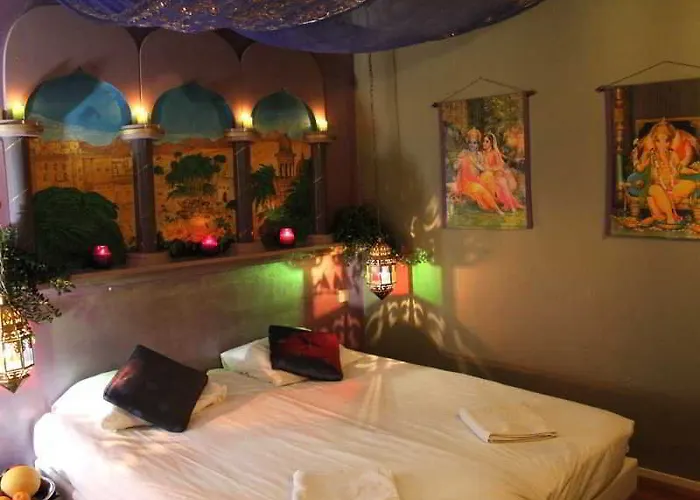 Greenhouse Effect 2* Amsterdam