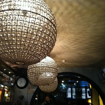 Greenhouse Effect Hotel