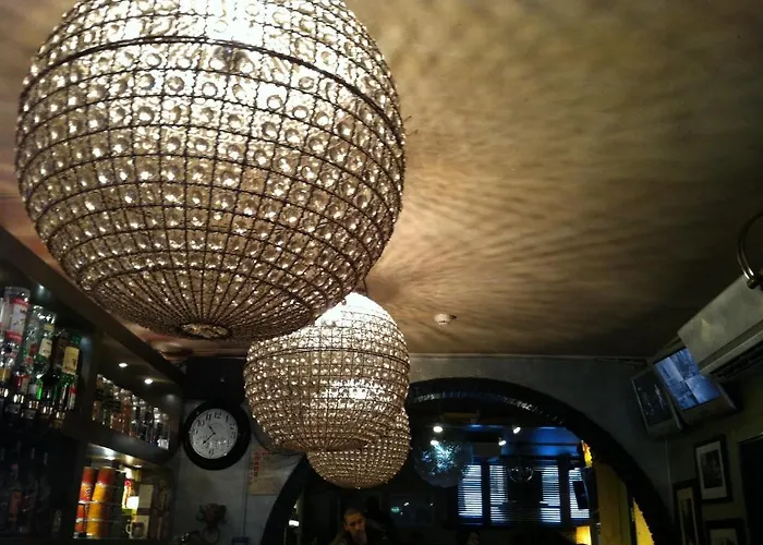 Greenhouse Effect Hotel